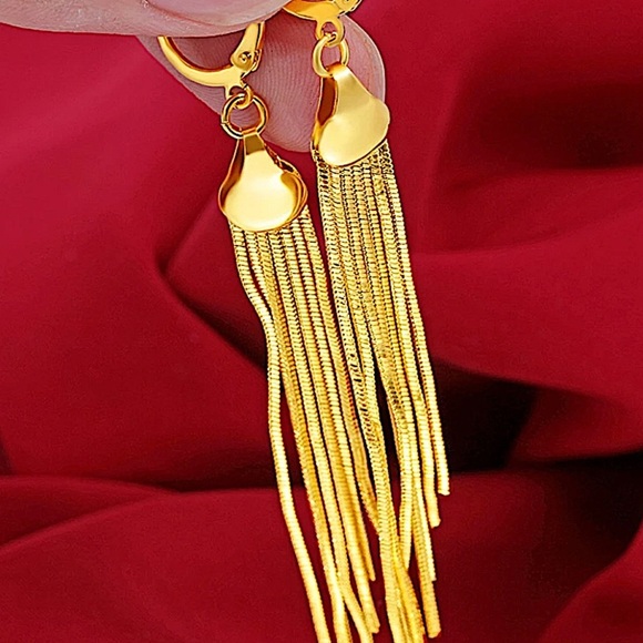 GOLD PLATED TASSEL EARRINGS - Picture 3 of 4